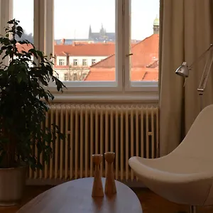  Apartment Beautiful View On The Castle Close To The Centre