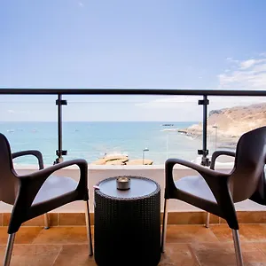 https://apartments-la-caleta-sunrises.adeje-hotels.com