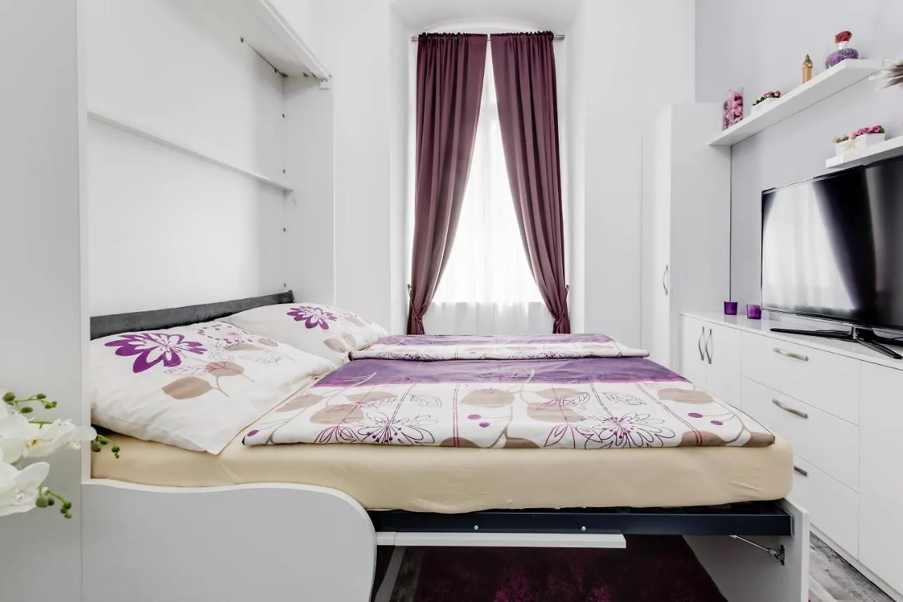 Apartment Thunovska 10 Prag