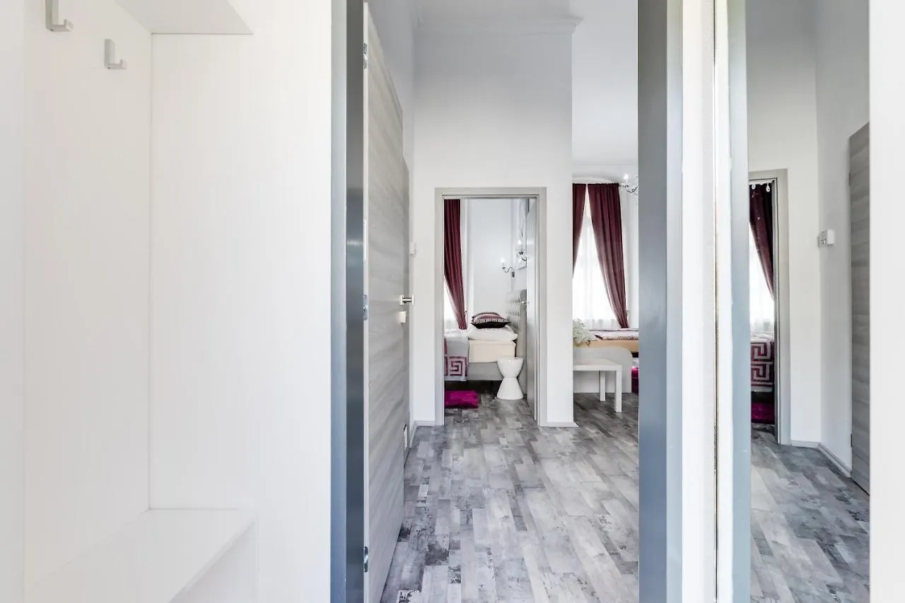 Apartment Thunovska 10 Prag